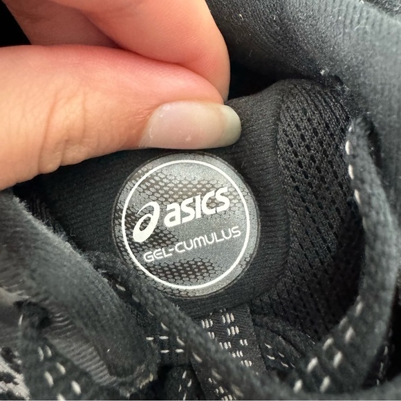 Asics Black & White Gel Cumulus Athletic Running Shoes Active - Picture 5 of 7